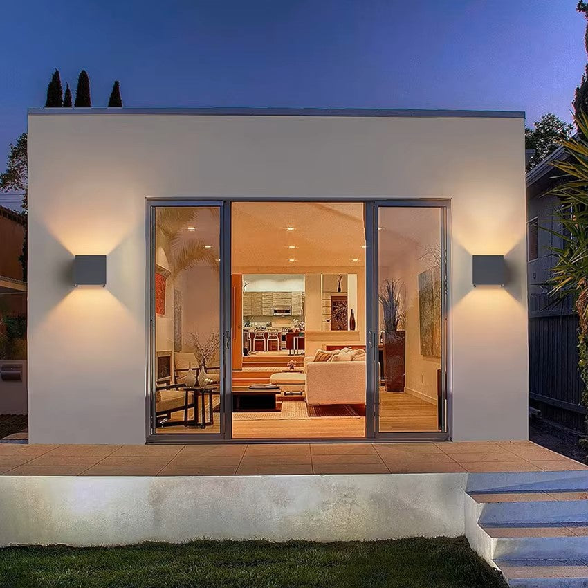 applique-murale-exterieur-virgo-moderne