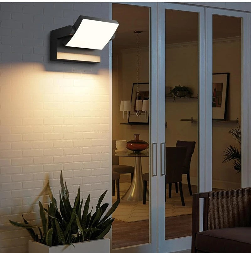 eclairage-exterieur-mural-carina-moderne