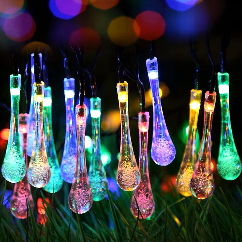 guirlande-lumineuse-solaire-gouttelette-de-vie-luxueux-1