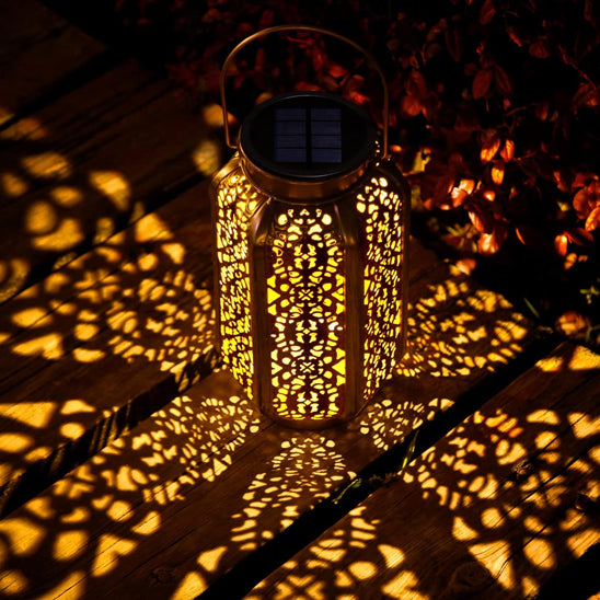 lanterne-solaire-exterieur-artifice-moderne