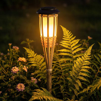 lampe-solaire-exterieur-bamboo-moderne