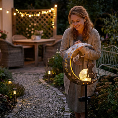 lampe-solaire-exterieur-design-lune-feerique-chic