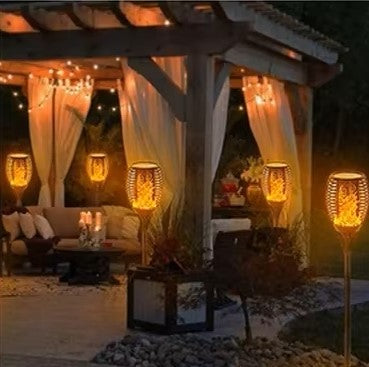 lampe-solaire-exterieur-flambeau-chic-1