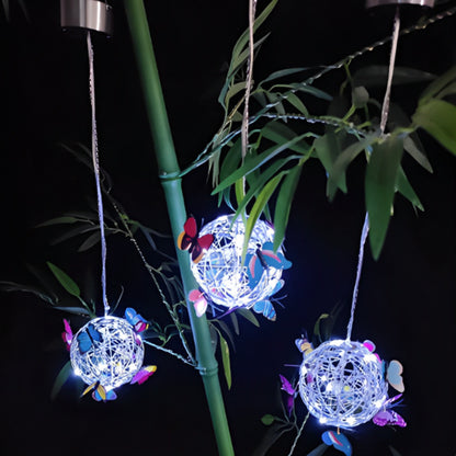 lampe-solaire-sphere-aux-papillons-lumineux-1